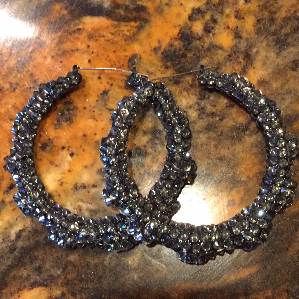 Sparkling Smoky Crystals/Surprisingly Lightweight
